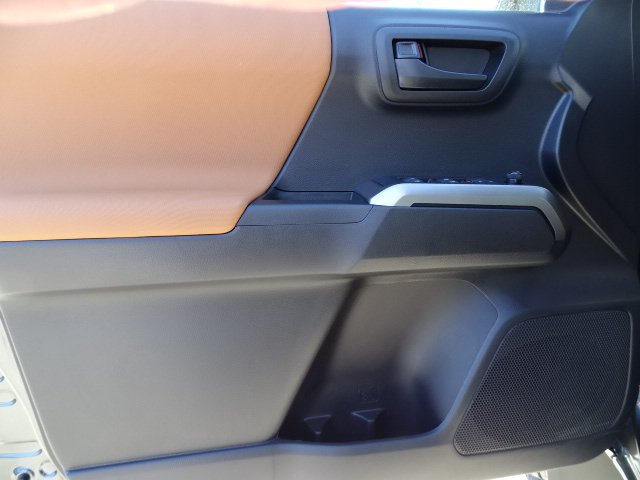New 2020 Toyota Tacoma Sr5 Crewmax Pickup In Dekalb Dt20 20